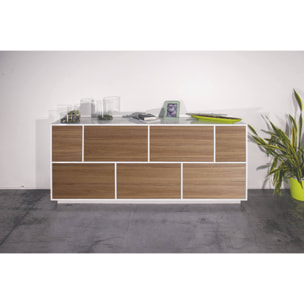 Credenza Virginio, Madia da cucina a 7 ante, Buffet da soggiorno, 100% Made in Italy, cm 200x41h86, Bianco lucido e Noce