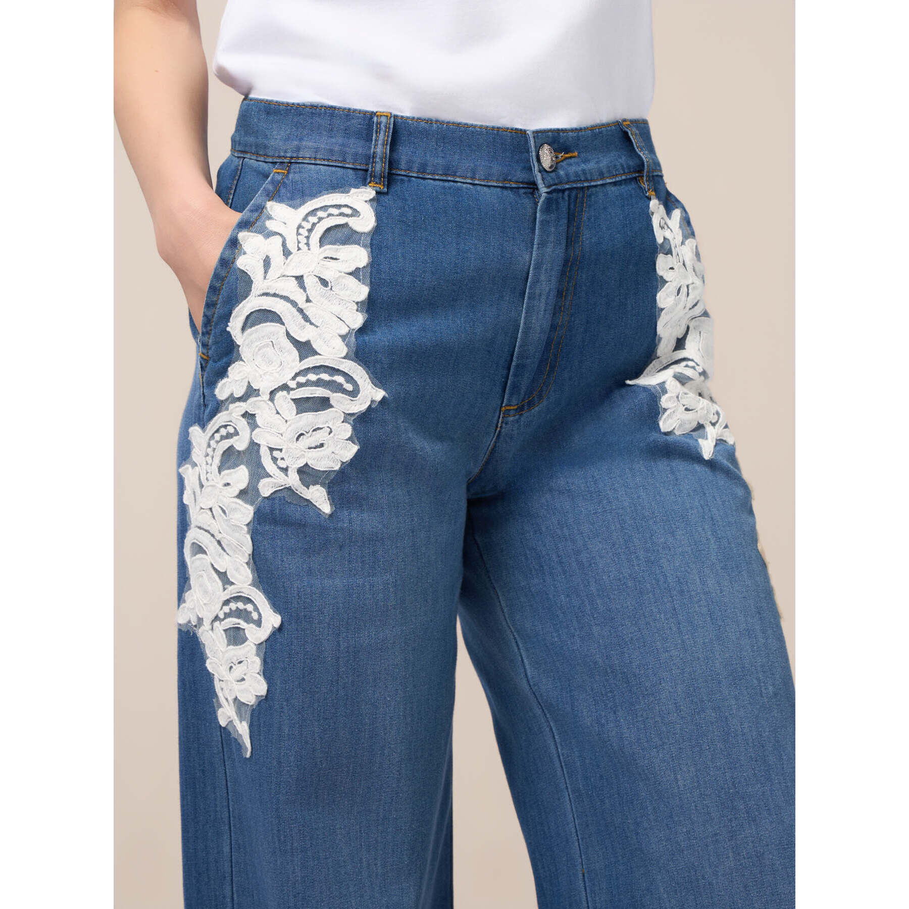 Oltre - Jeans palazzo con ricami decorativi - Blu