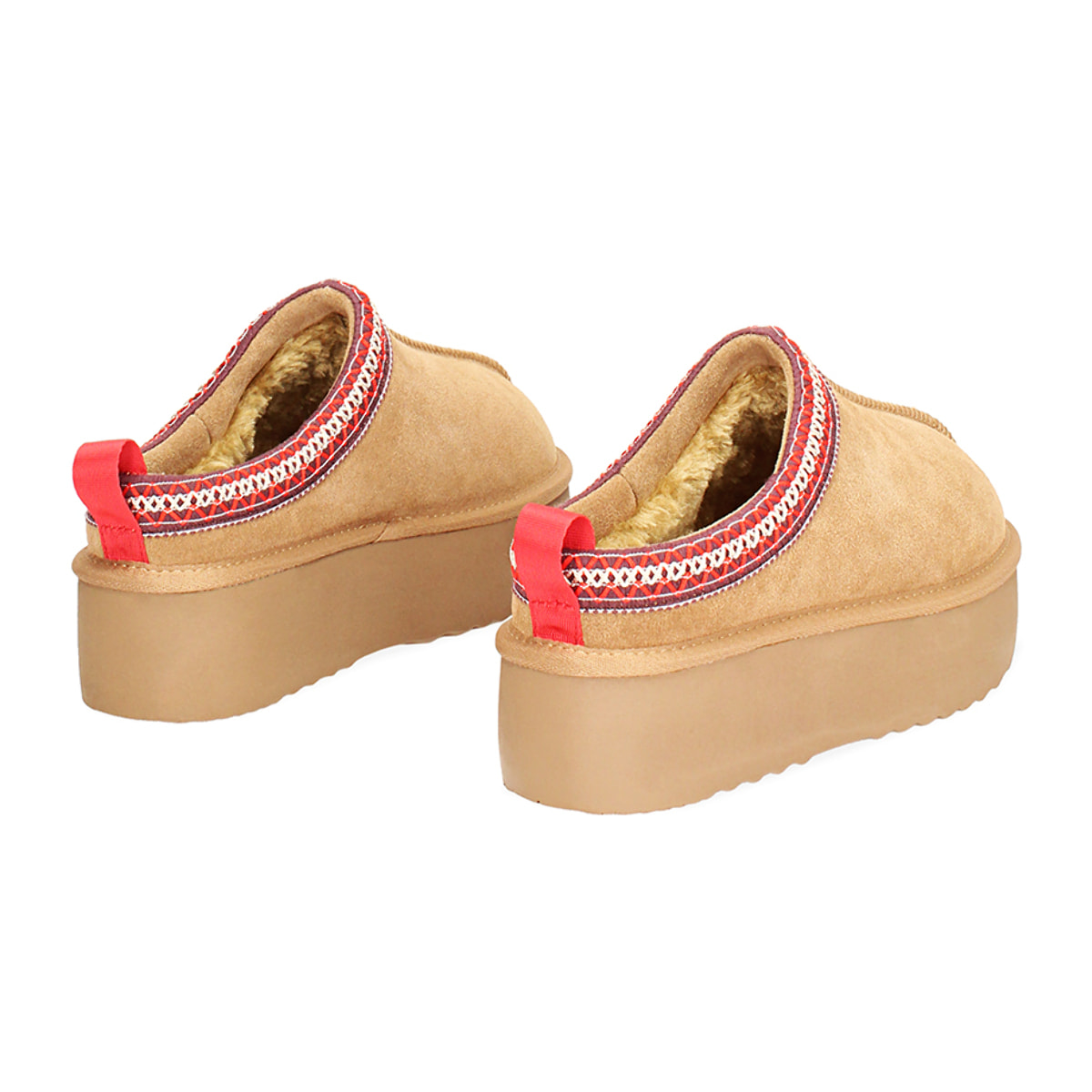 Scarponcini invernali in camoscio camel con suola in gomma di 4,5 cm