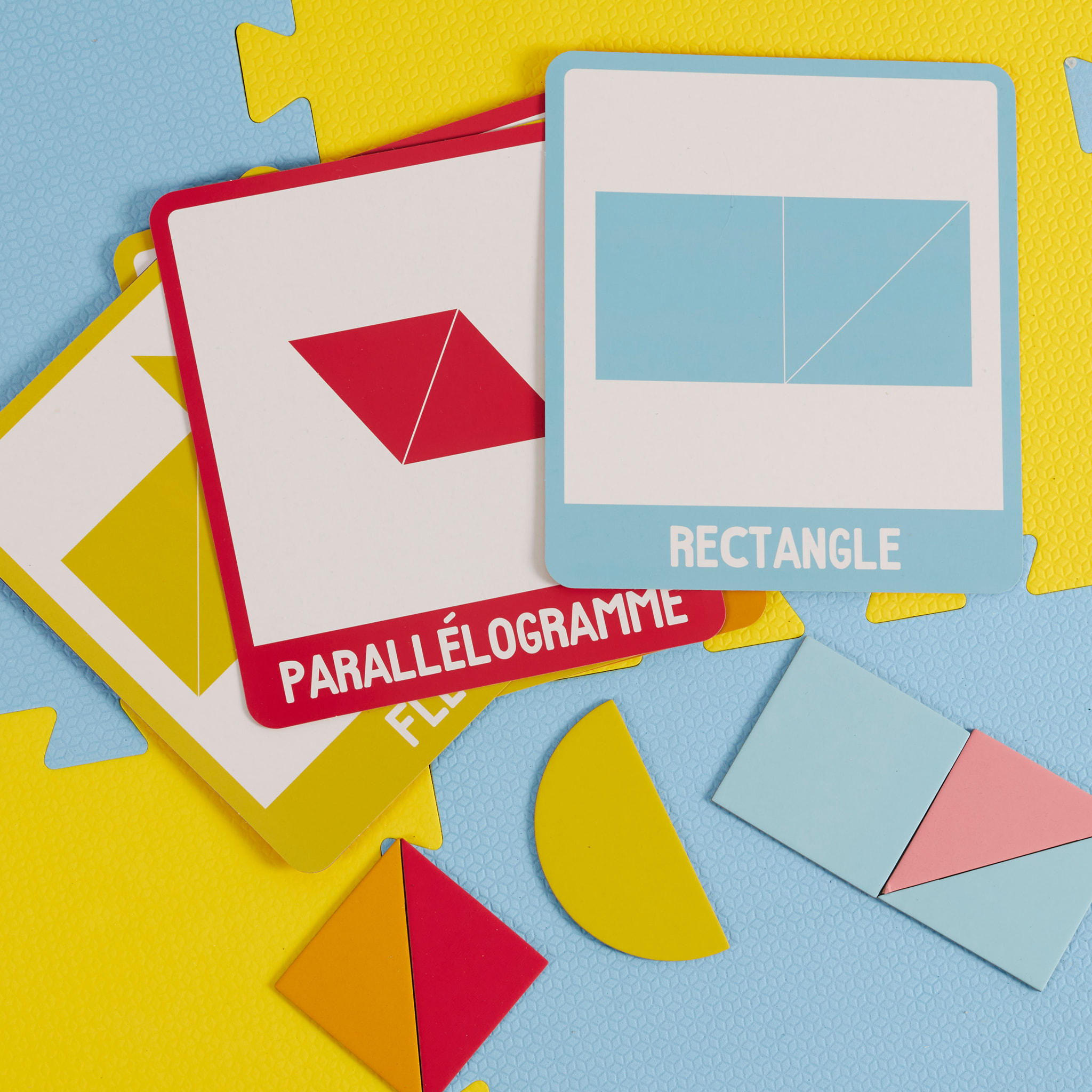 CARTE EDUCATIVE J APPRENDS LES FORMES X10