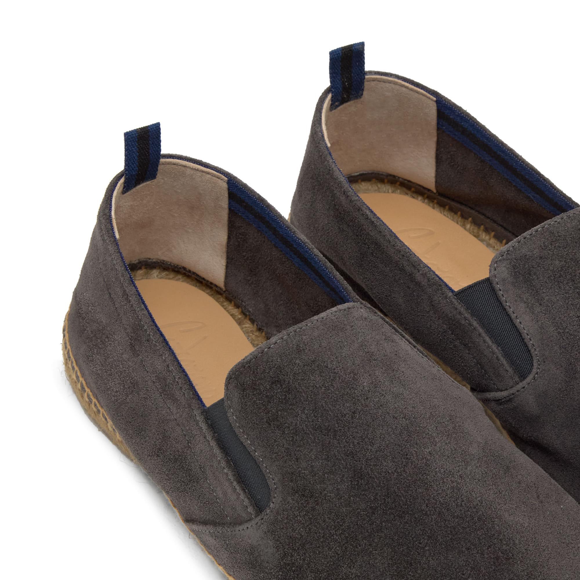 Alpargata slip-on plana Joel en serraje