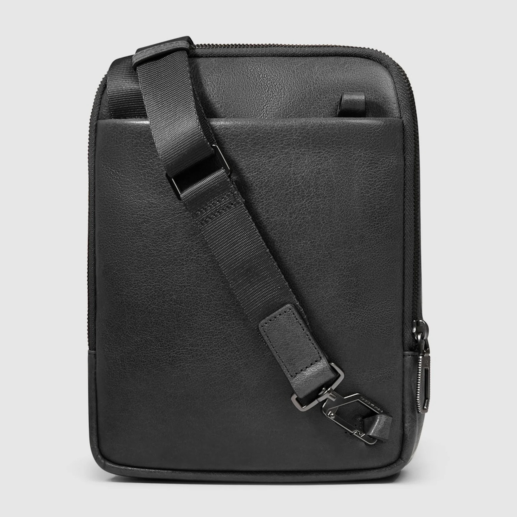 Piquadro Borsello in pelle porta iPad®mini con tasca per AirPods® e protezione RFID