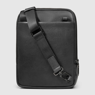 Piquadro Borsello in pelle porta iPad®mini con tasca per AirPods® e protezione RFID