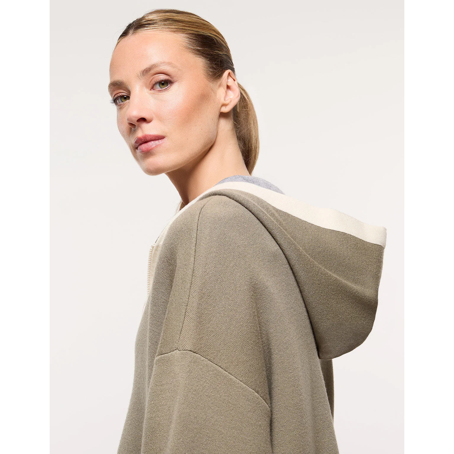 Chaqueta Poncho Caqui - Melbina