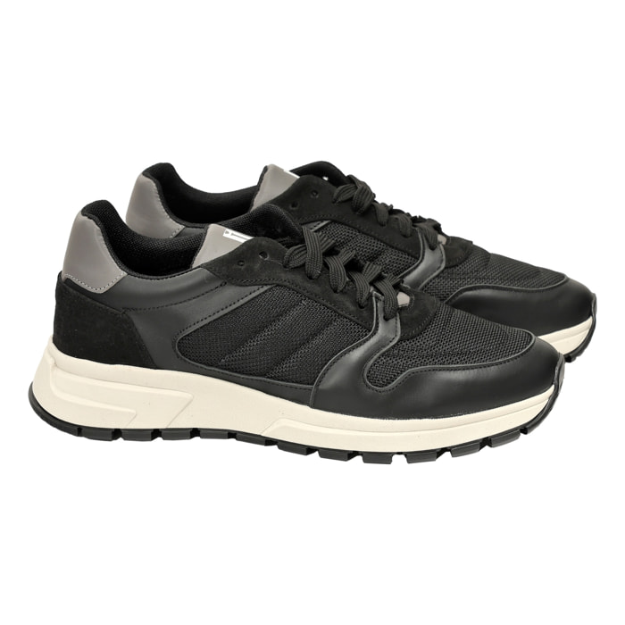 Sneakers in pelle