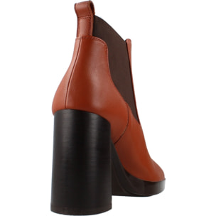 Botines Mujer de la marca GEOX  modelo D36VLE 046NH MARRON