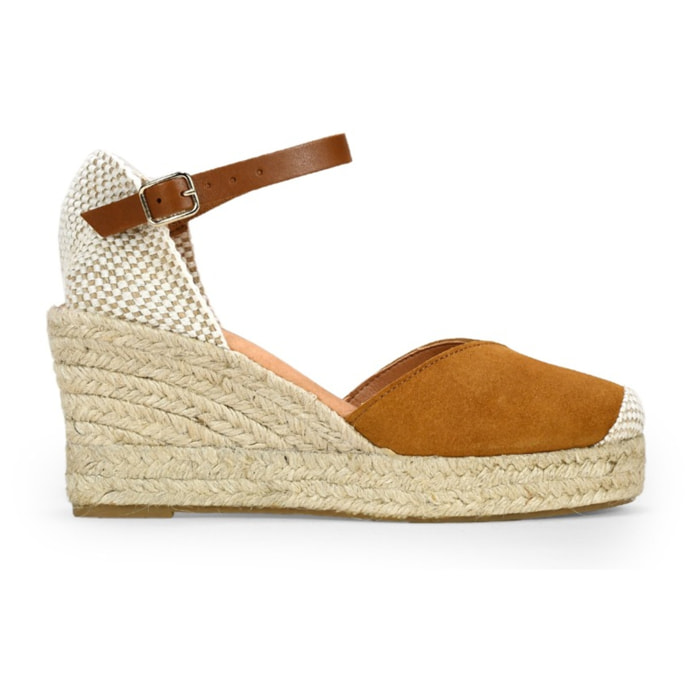 Alpargatas de piel marrones con cuña de esparto