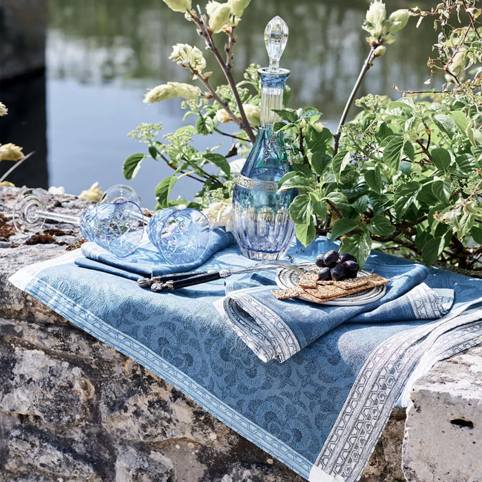 Chemin de table pur lin anti tache motif jacquard Harmonie bleu