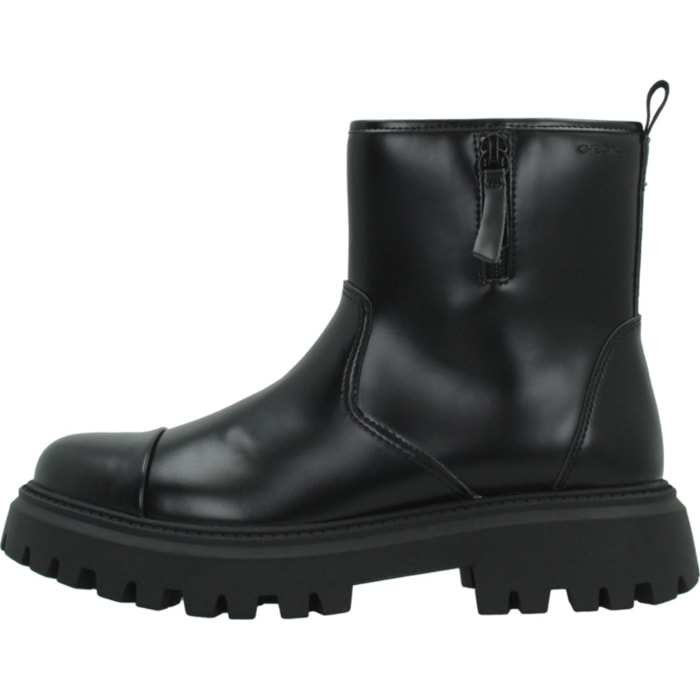 Zapatillas Niña de la marca GEOX  modelo J66M6B 000CN J MAQUINNENS NEGRO