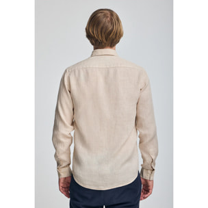 Camisa color arena de lino garment dye con bordado Rigby Best
