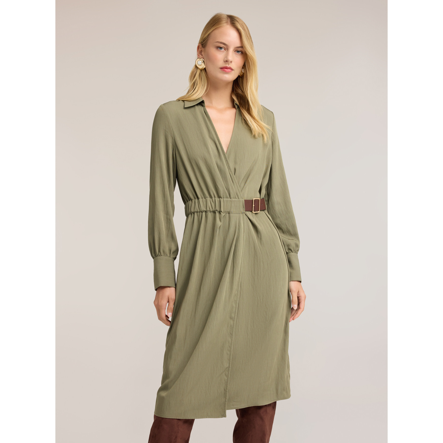 Motivi - Vestito chemisier in twill drappeggiato - Verde militare
