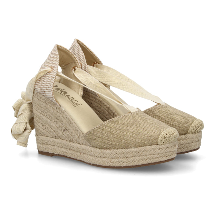 Alpargata de cuña alta de esparto con cintas