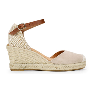 Alpargatas de piel beige con cuña de esparto