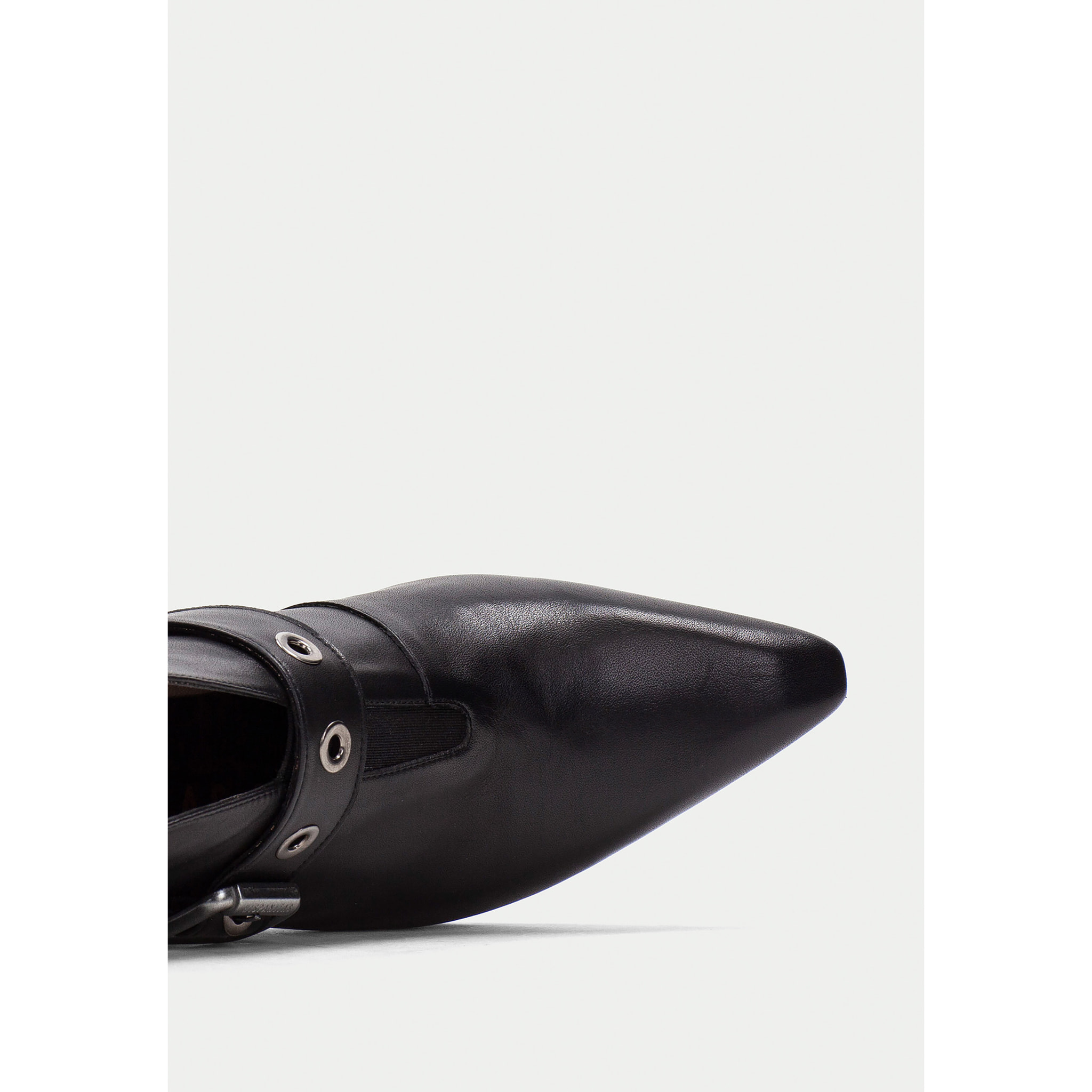 Botin Atlanta Negro 7 cm