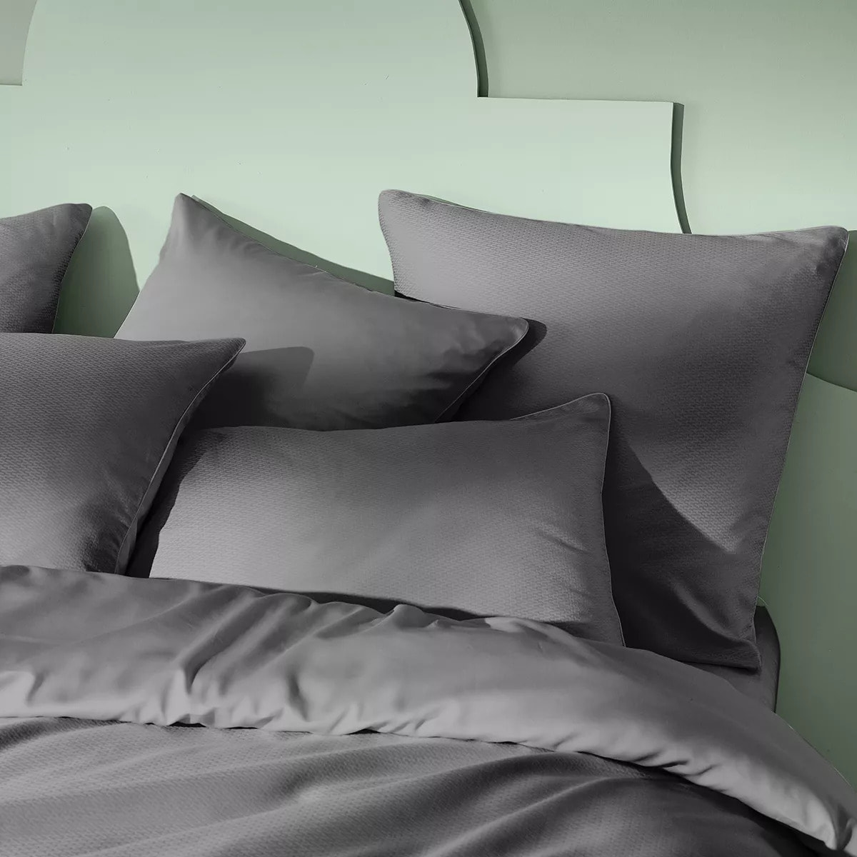 Taie d'oreiller satin de coton motif jacquard anthracite Vibrato metal