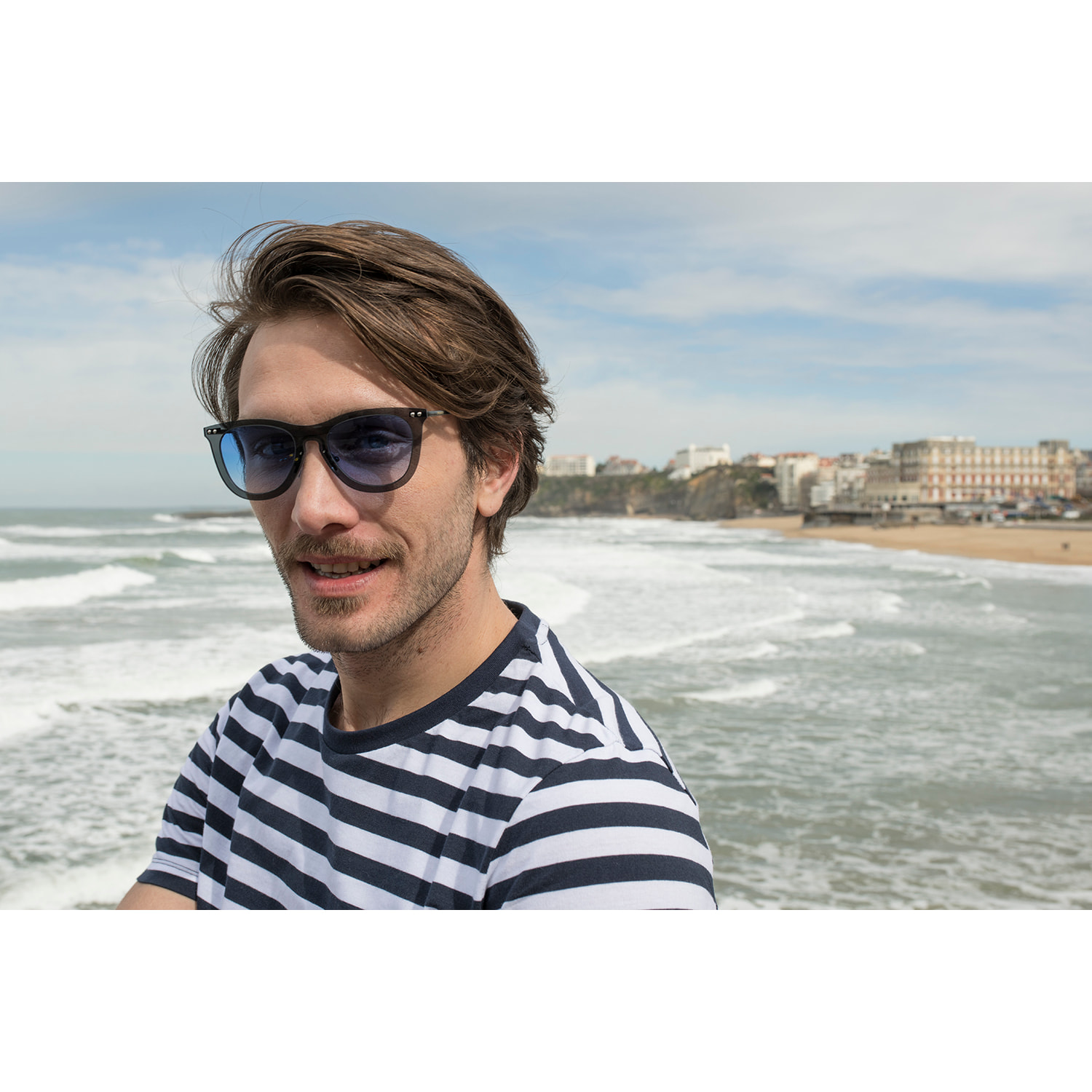 Gafas de sol OCEAN GENOVA - Negro transparente / Azul cielo degradado y patillas de metal negro mate