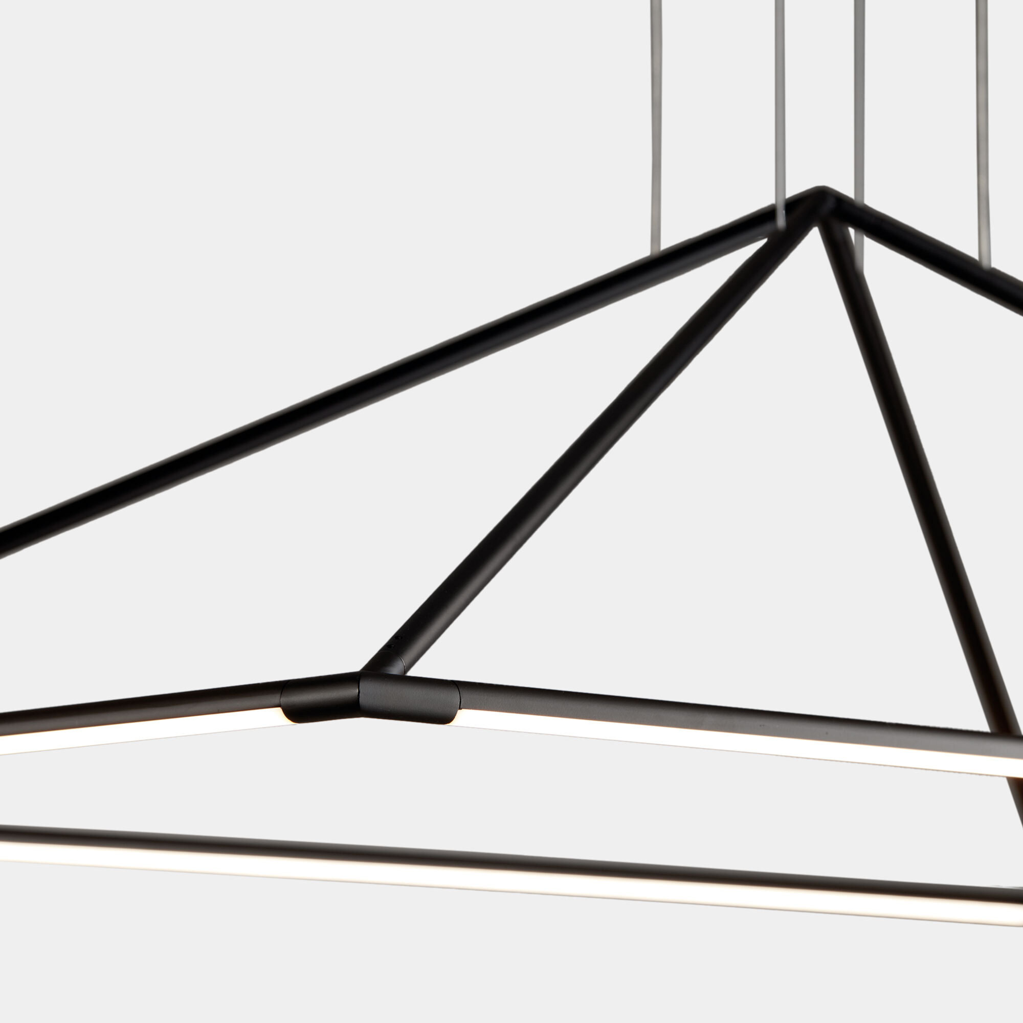 LEDS C4 Colgante Tubs 900mm LED 41 Blanco cálido - 3000K ON-OFF Negro 1791lm