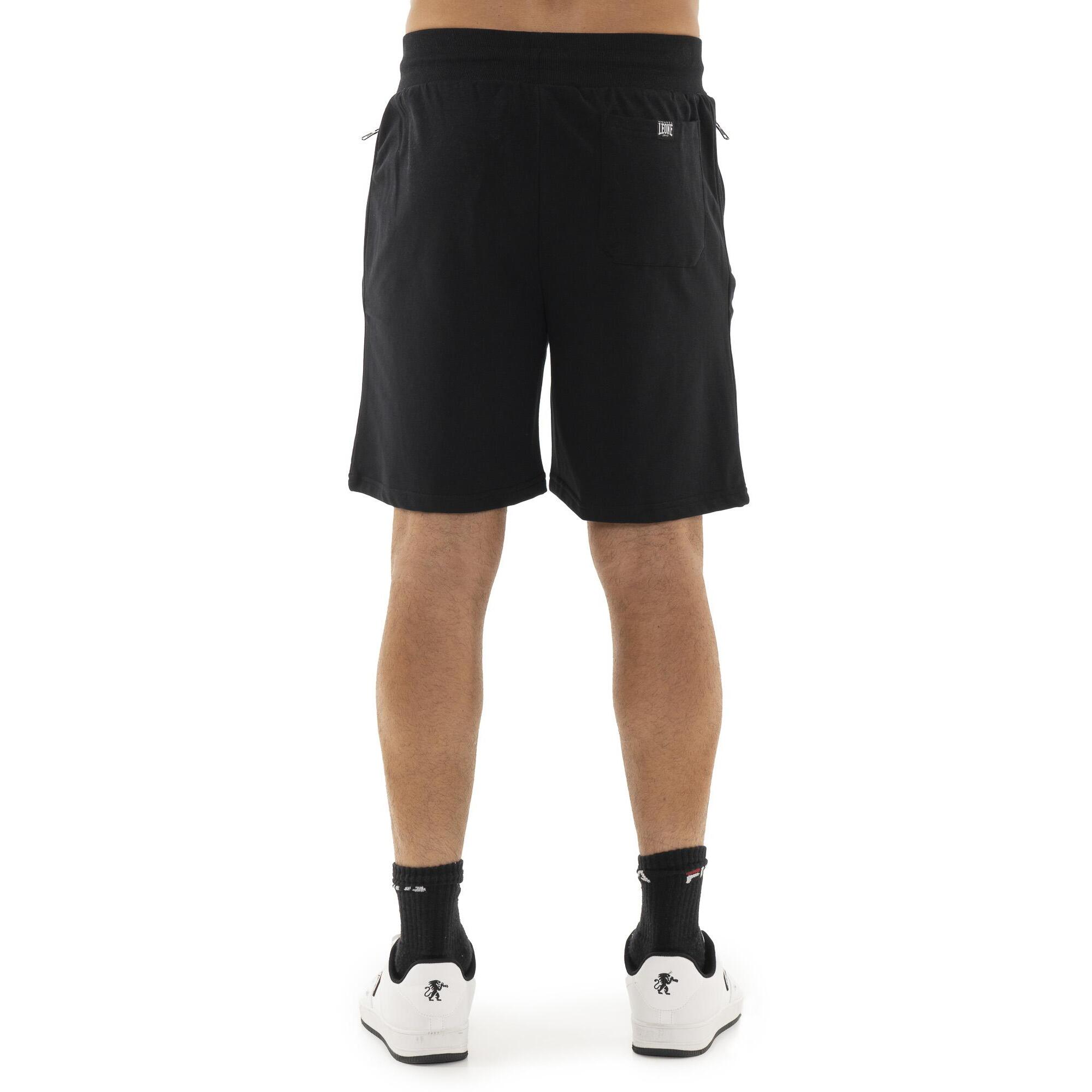 Bermuda uomo con zip e logo piccolo