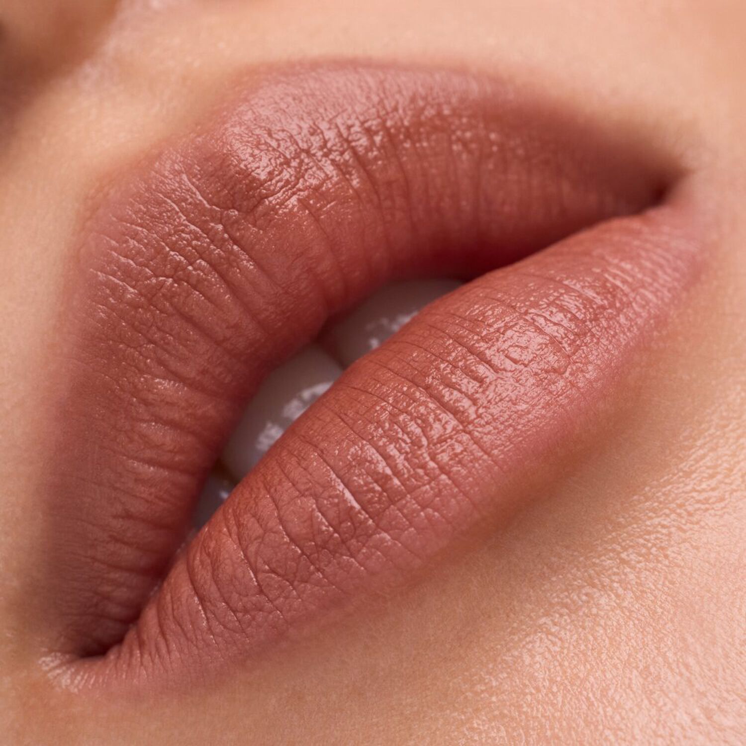 Blur-Real Lip Powder Cream - Crème Poudrée pour les Lèvres Effet Flouté Fini Mat Velours 3,5ml