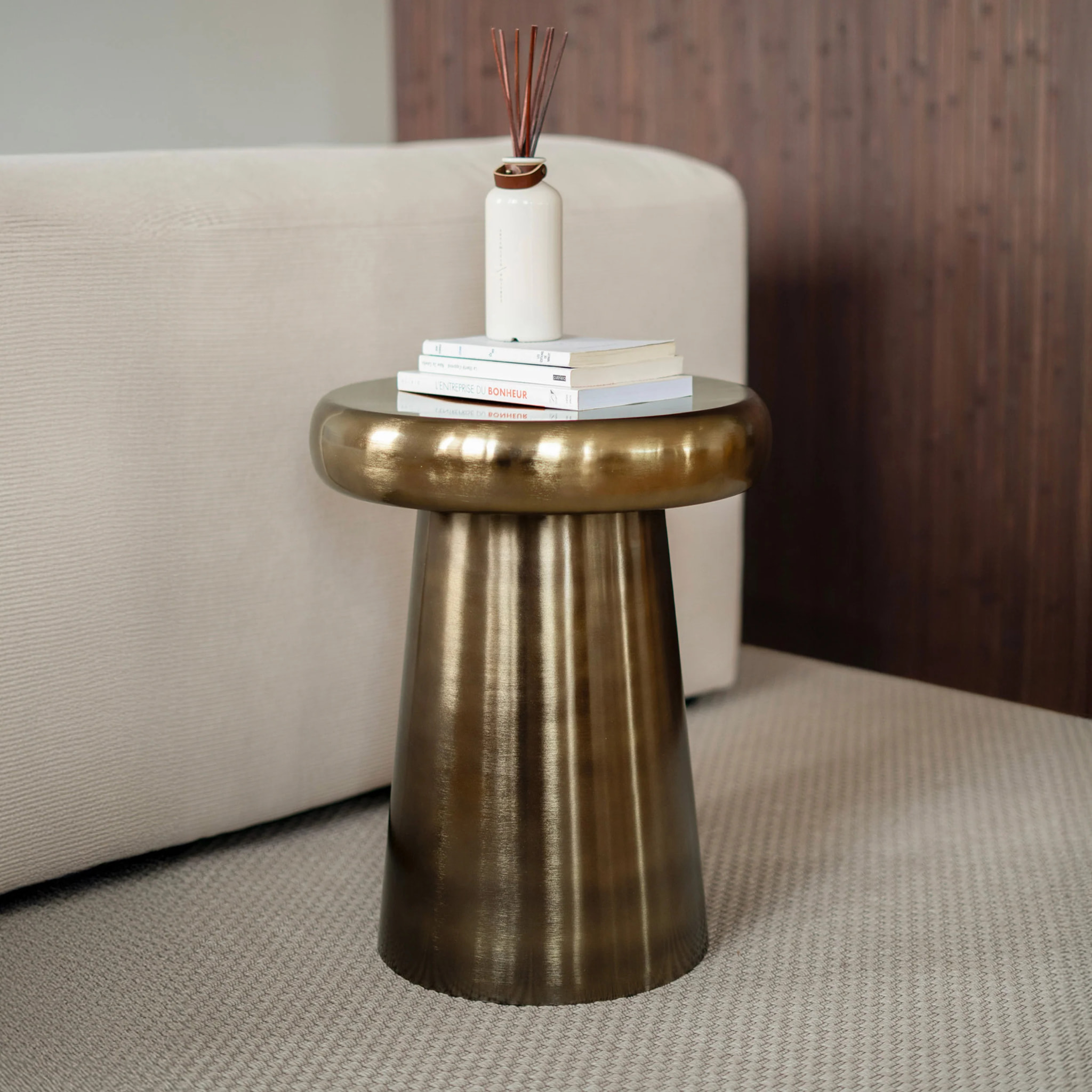 Table d'appoint ronde en métal doré D40 cm - Anouk