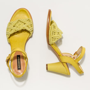 Sandalias con tacón S036 MACRAME YELLOW / MONTUA color Yellow