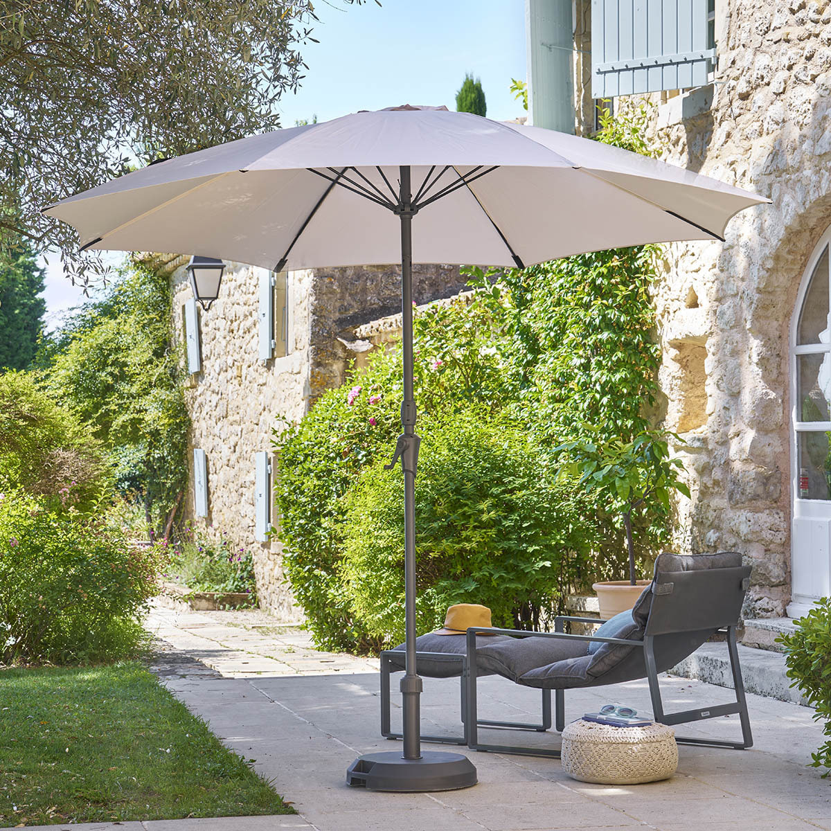 Parasol droit rond "Sisko" blé 2, 7m