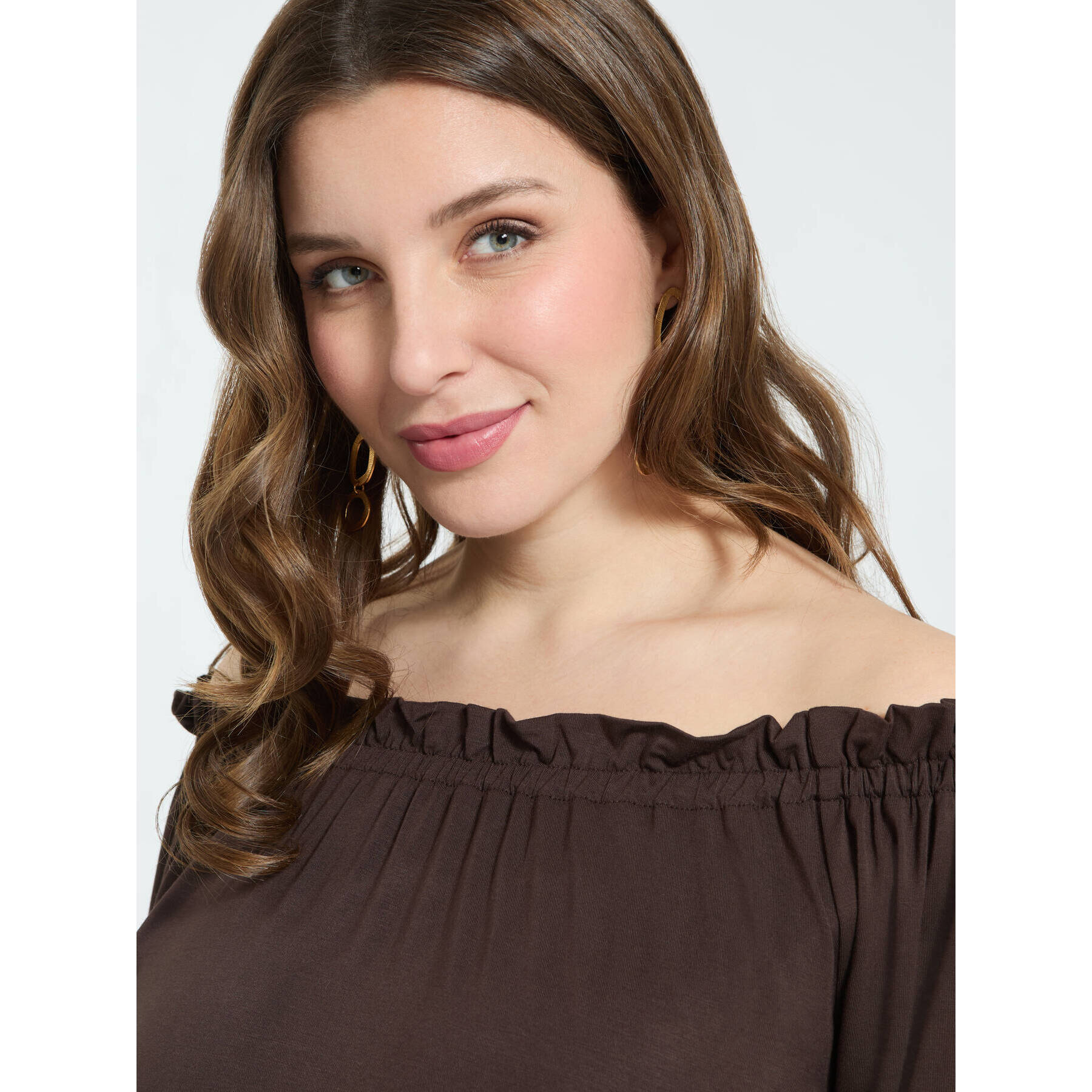 Fiorella Rubino - T-shirt off shoulders in jersey di viscosa - Marrone