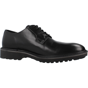 Zapatos de Vestir Hombre de la marca GEOX  modelo U16DRB 00043 NEGRO