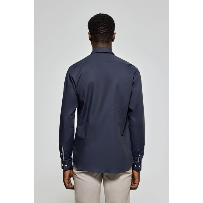 Camicia Cornell microstruttura blu marino con ricamo Rigby Go
