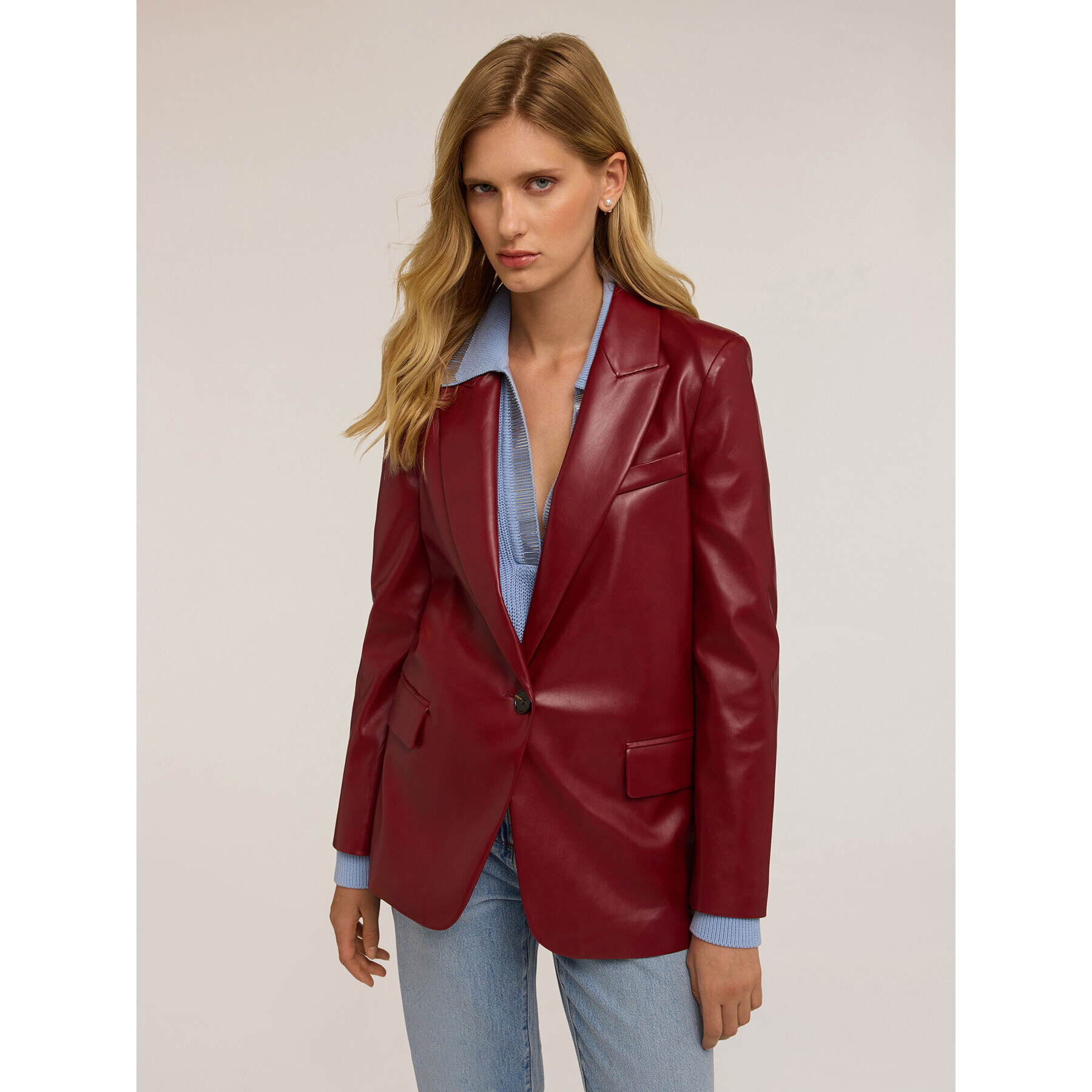 Motivi - Blazer cruzado simple en tejido revestido - Rojo