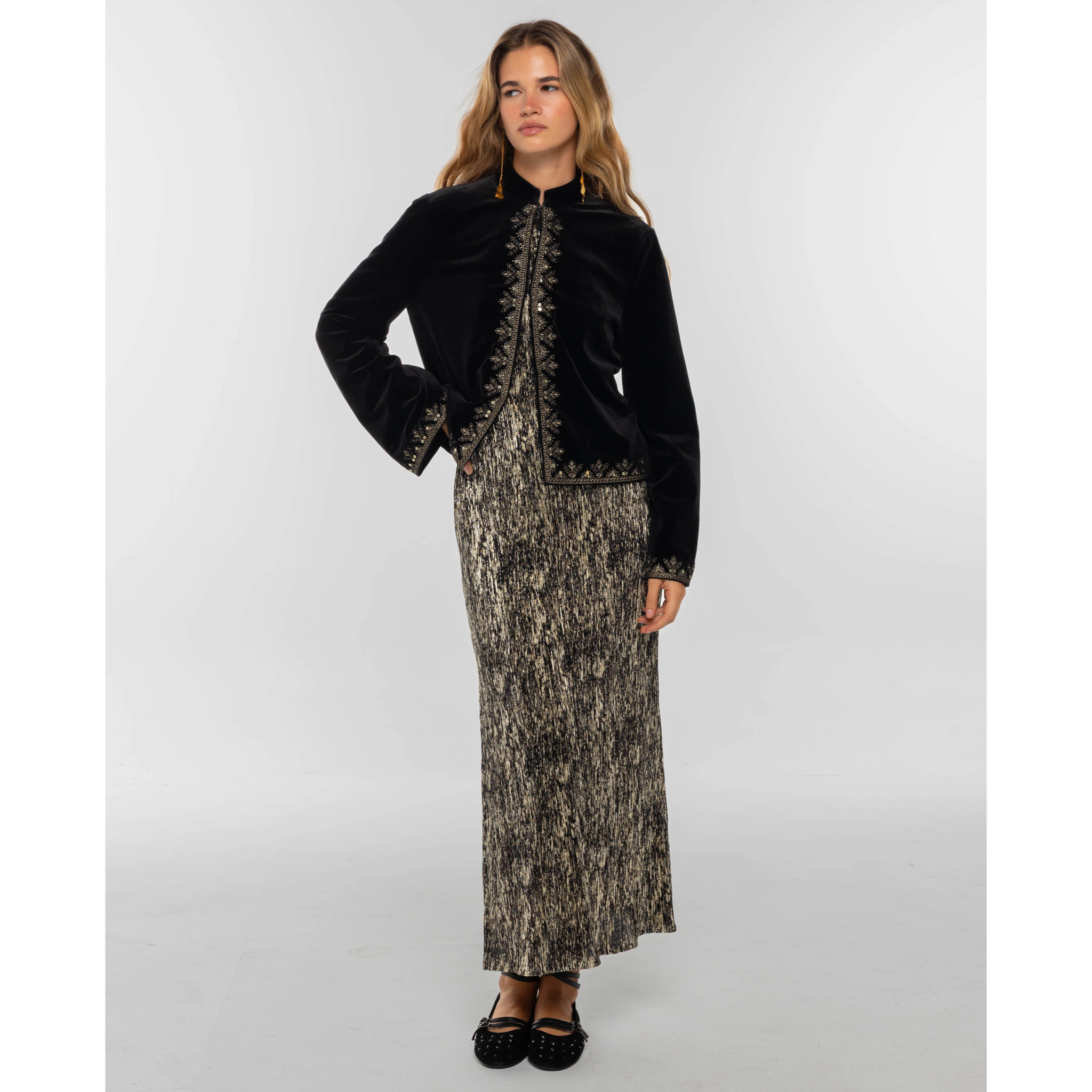 Chaqueta de terciopelo bordada de mujer