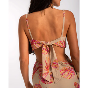 Vestido midi con bordado floral, espalda descubierta y lazada ajustable.