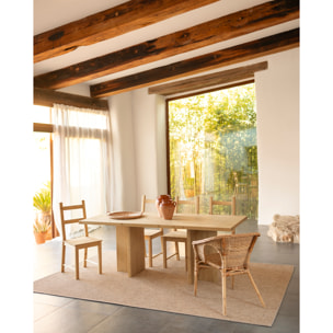 Table à manger en bois massif ton chêne moyen en différentes tailles