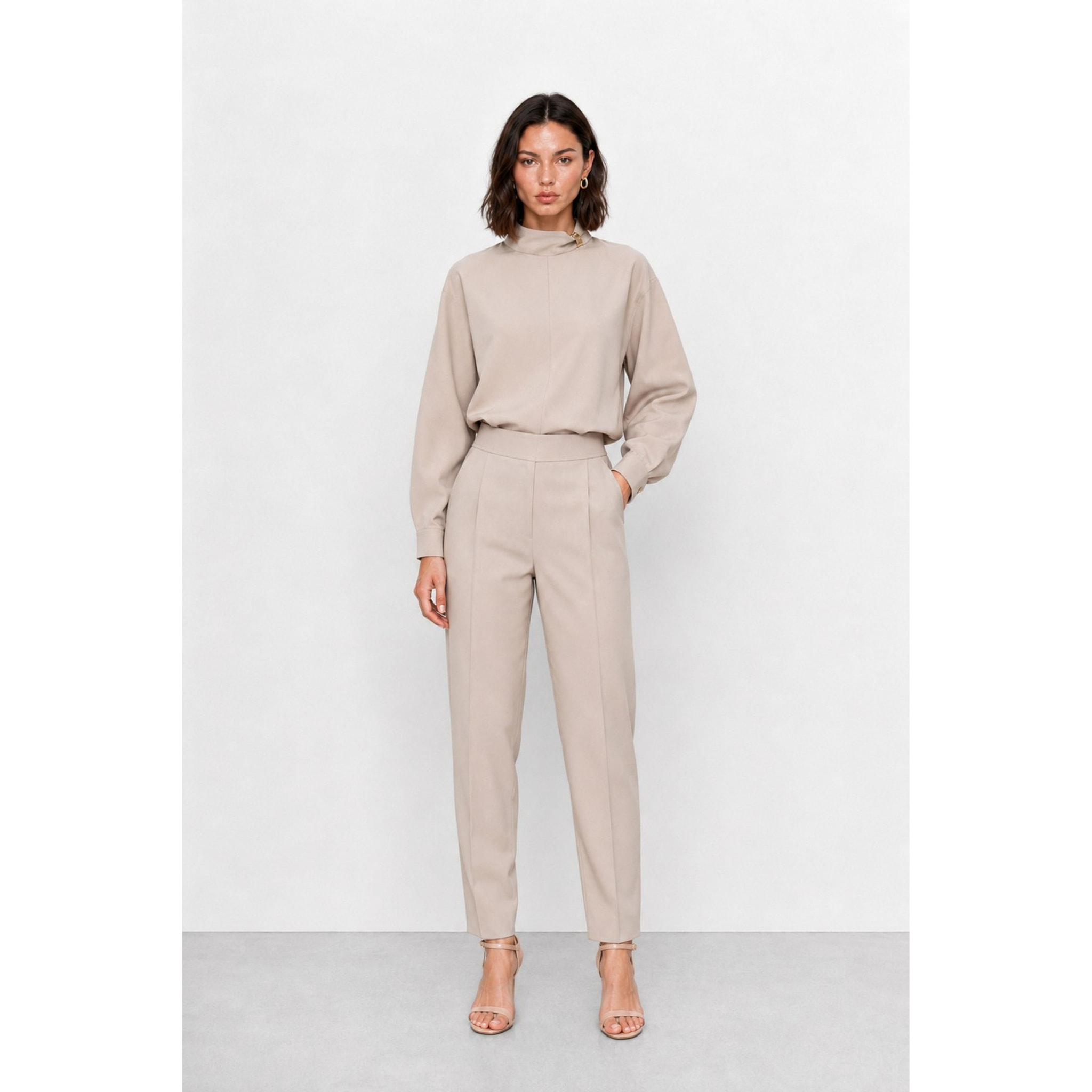 Kocca - Blusa da donna a collo alto con maniche ampie e drappeggio Donna
