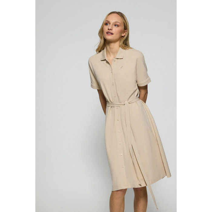 Vestido beige abotonado con bordado PC