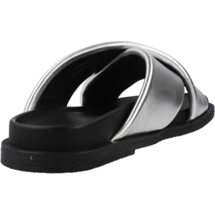 Sandalias Mujer de la marca GEOX  modelo D ADELASH PLATA