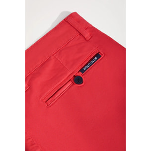 Bermuda relaxed rossi con logo ricamato
