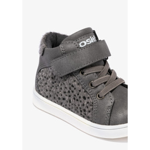 Sneakers alte per neonati con stampa animalier in