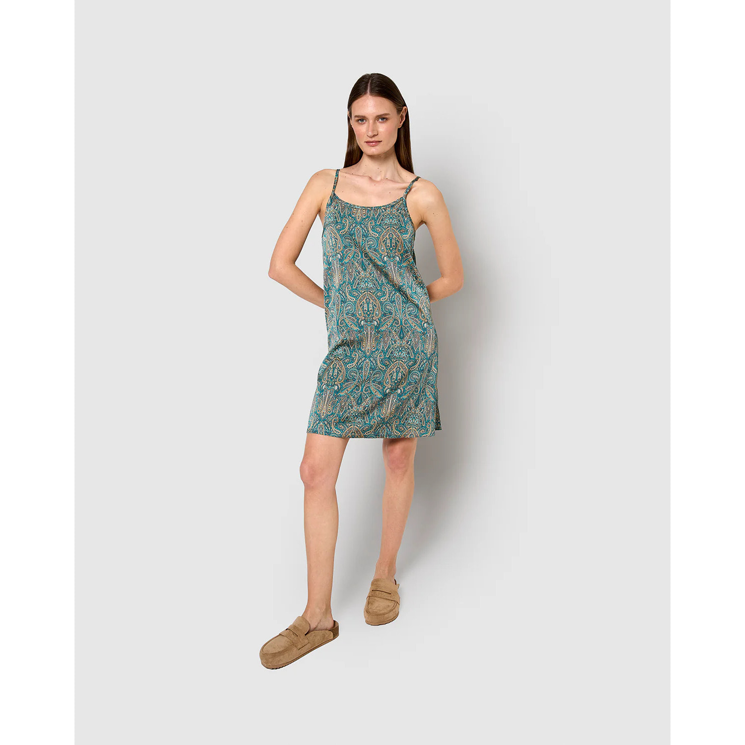 Vestido corto satén renata agua marina