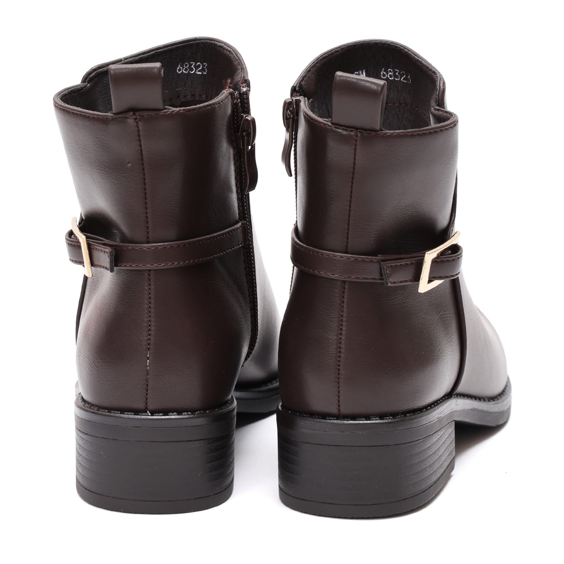 Stivaletti in simil pelle con fibbia dorata