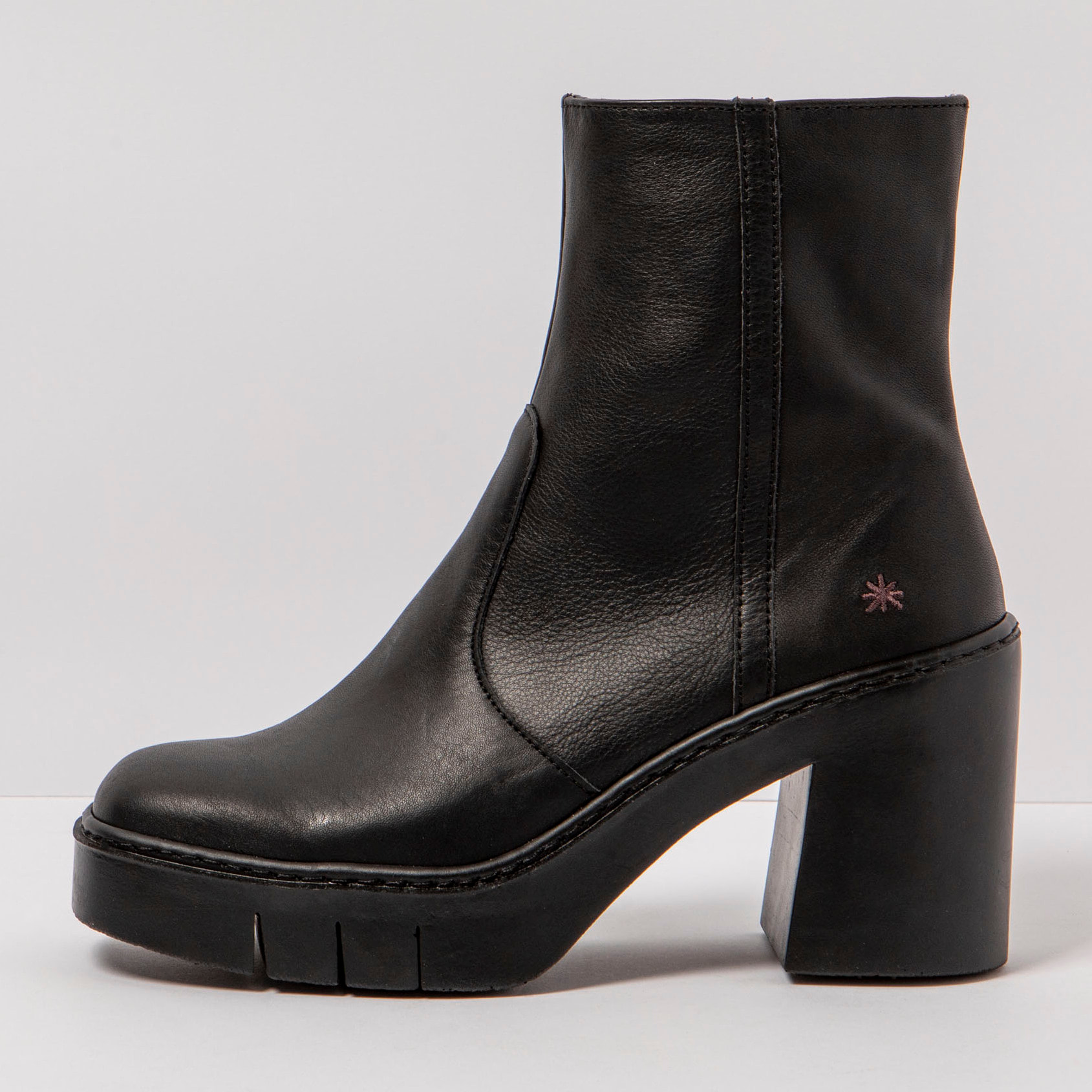 Botines con tacón 1974 NAPPA BLACK/BERNA color Black