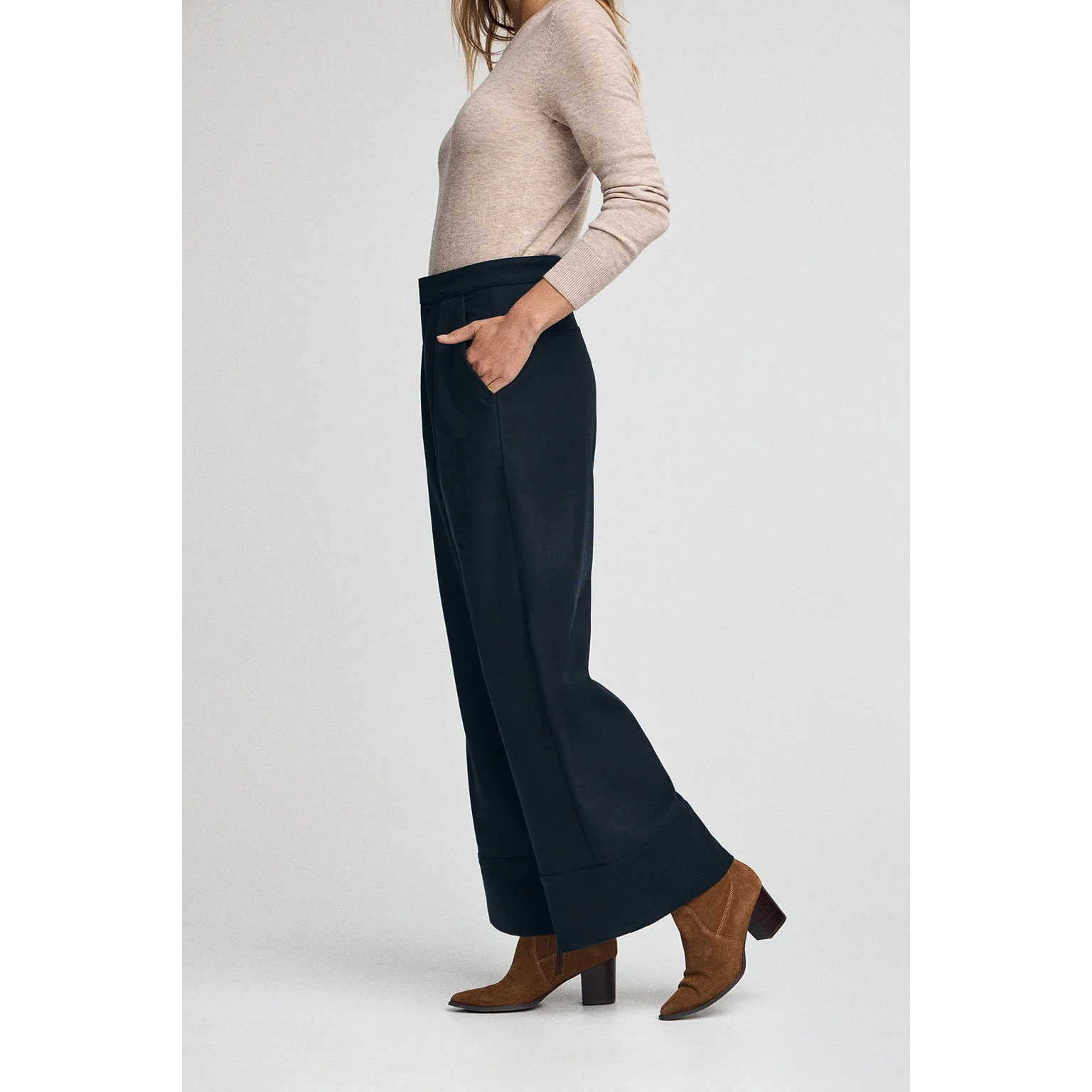 Pantalón azul marino de corte ancho con detalles Polo Club
