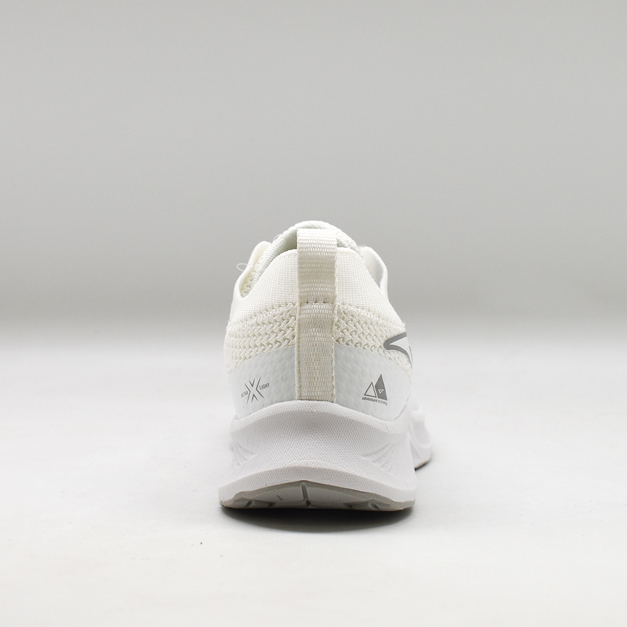 Sneaker ULTRALIGHT bianca