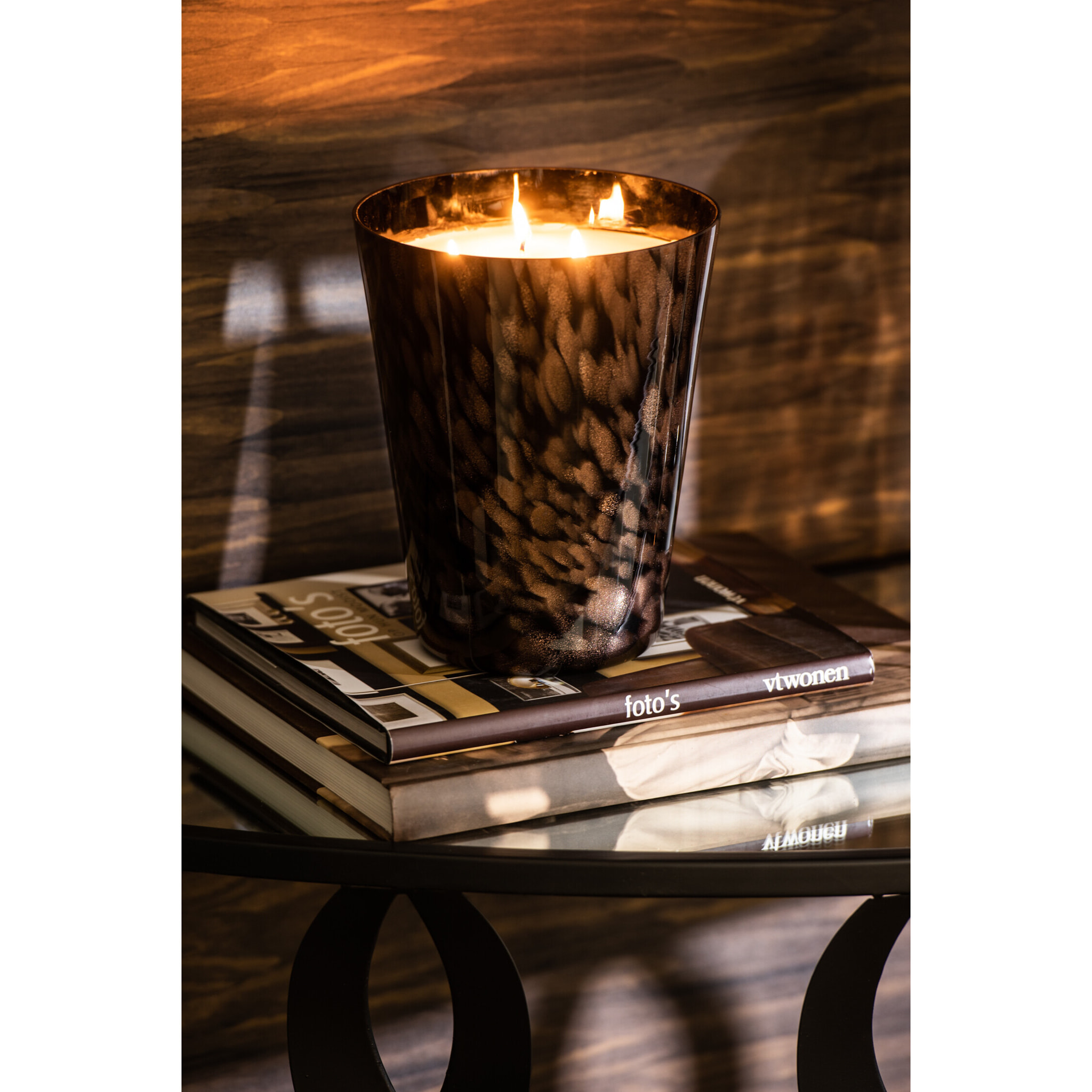J-Line bougie parfumée Noa - Sandalwood - verre - noir/or - large - 95H