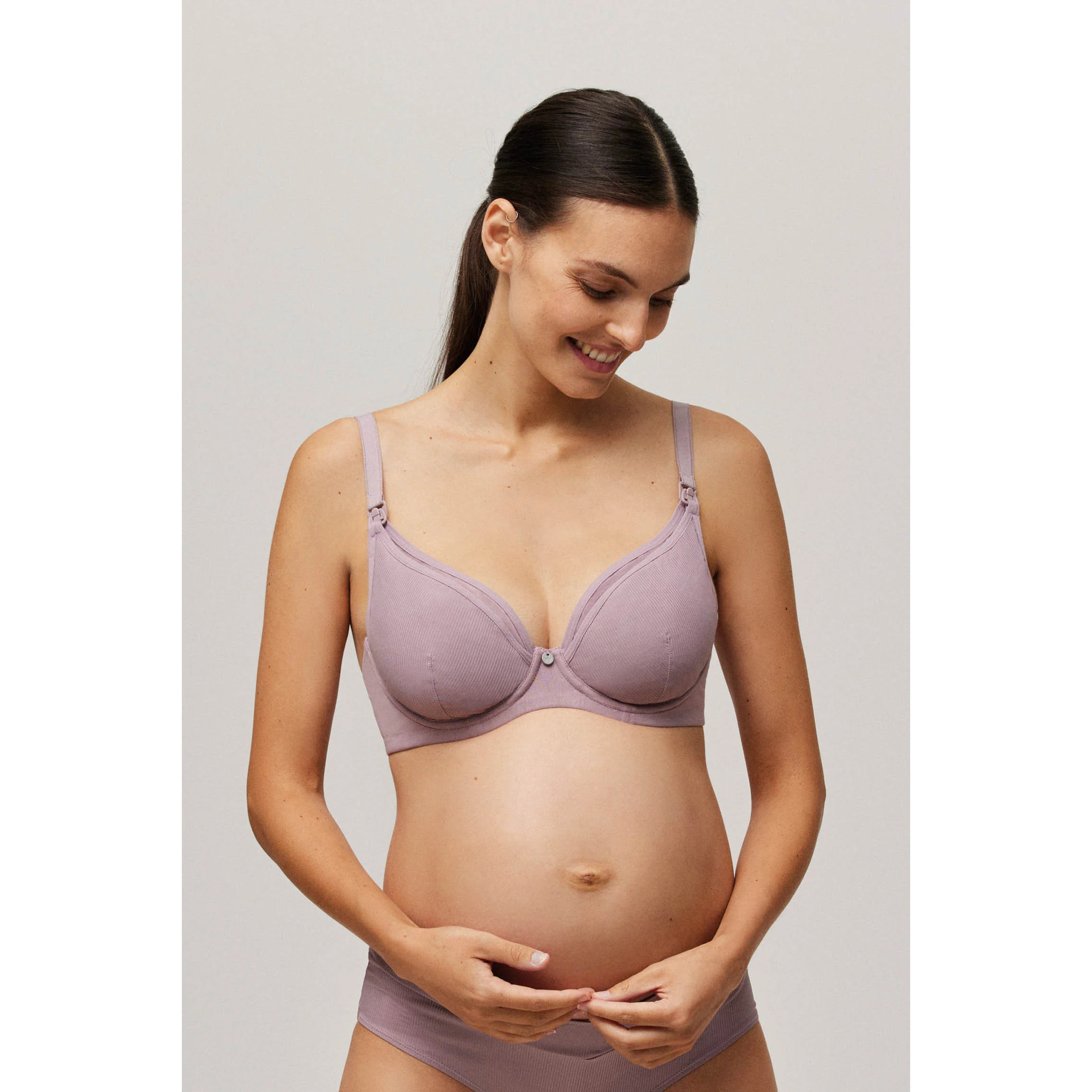 Reggiseno per l'allattamento lilla senza ferretto, coppe B, C e D