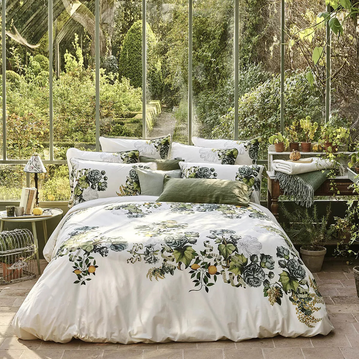 Taie d'oreiller percale de coton lavé imprimé vert ecru Giardino naturel