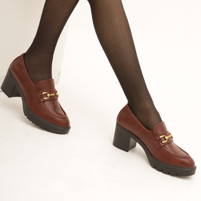 MOCASSINO CON TACCO E MORSETTO BORDEAUX