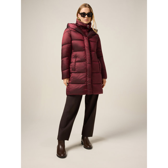 Oltre - Piumino lungo in nylon con cappuccio - Bordeaux