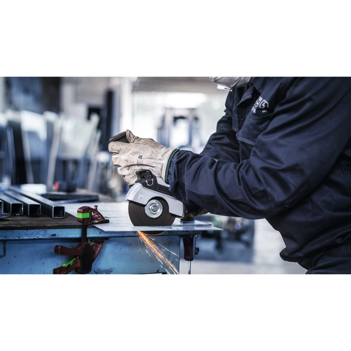 Disque à tronçonner PRO à moyeu standard plat pour acier inoxydable et métal - 125 x 1 x 22,23 mm - BOSCH - 2608603171