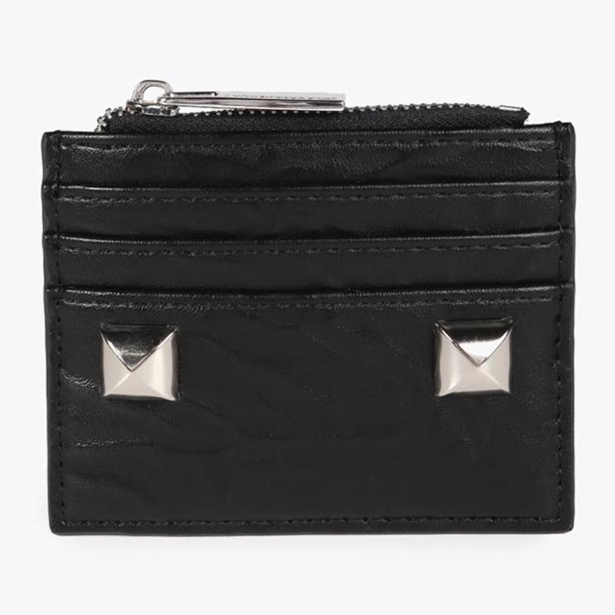 Porta carte effetto rugoso con borchie